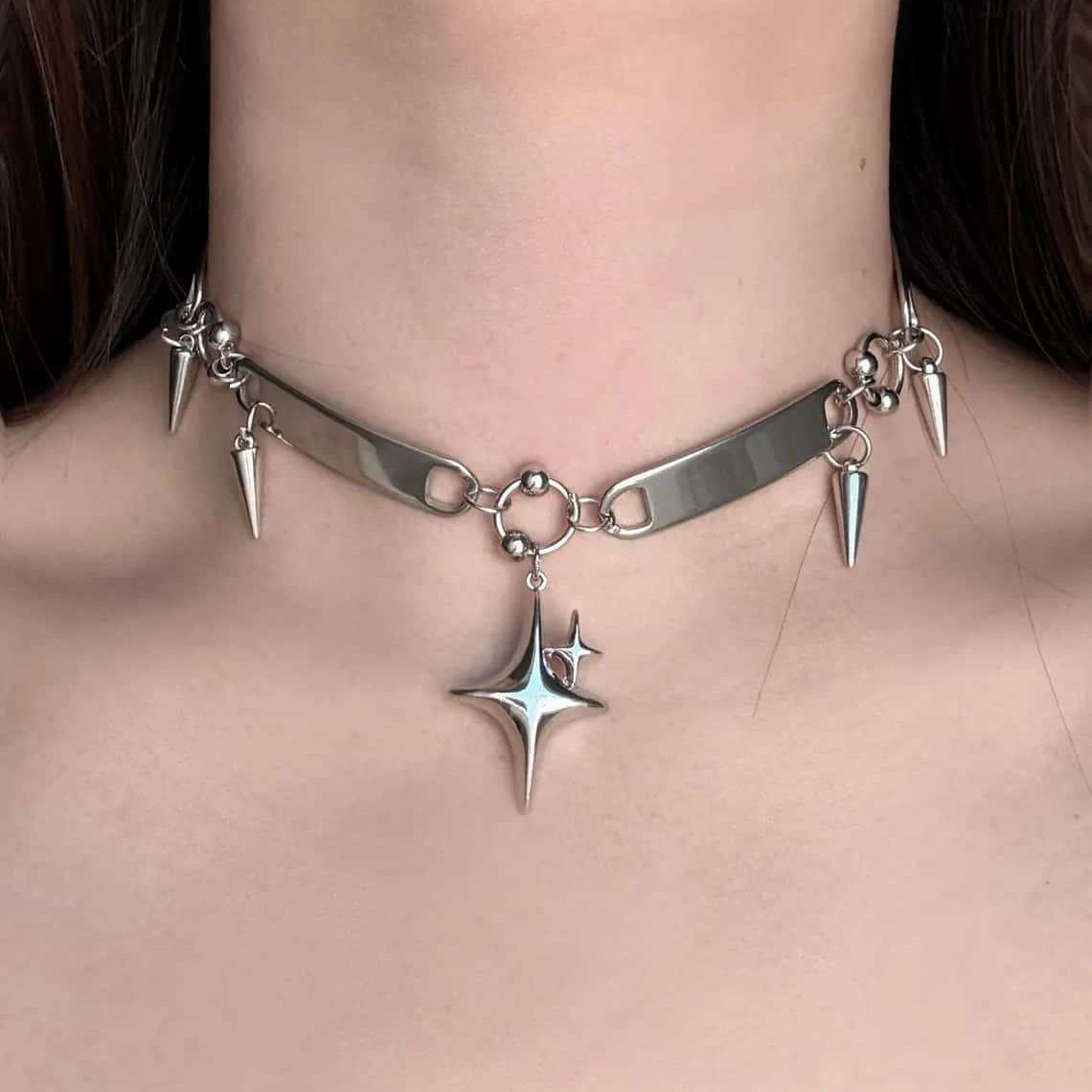 Punk Star Riveted Choker,Rock  - Body Jewelry Y2K review and price